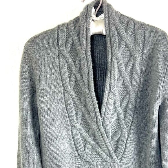 Theory Bergdorf Goodman 100% Cashmere Pullover Sweater - Picture 4 of 12